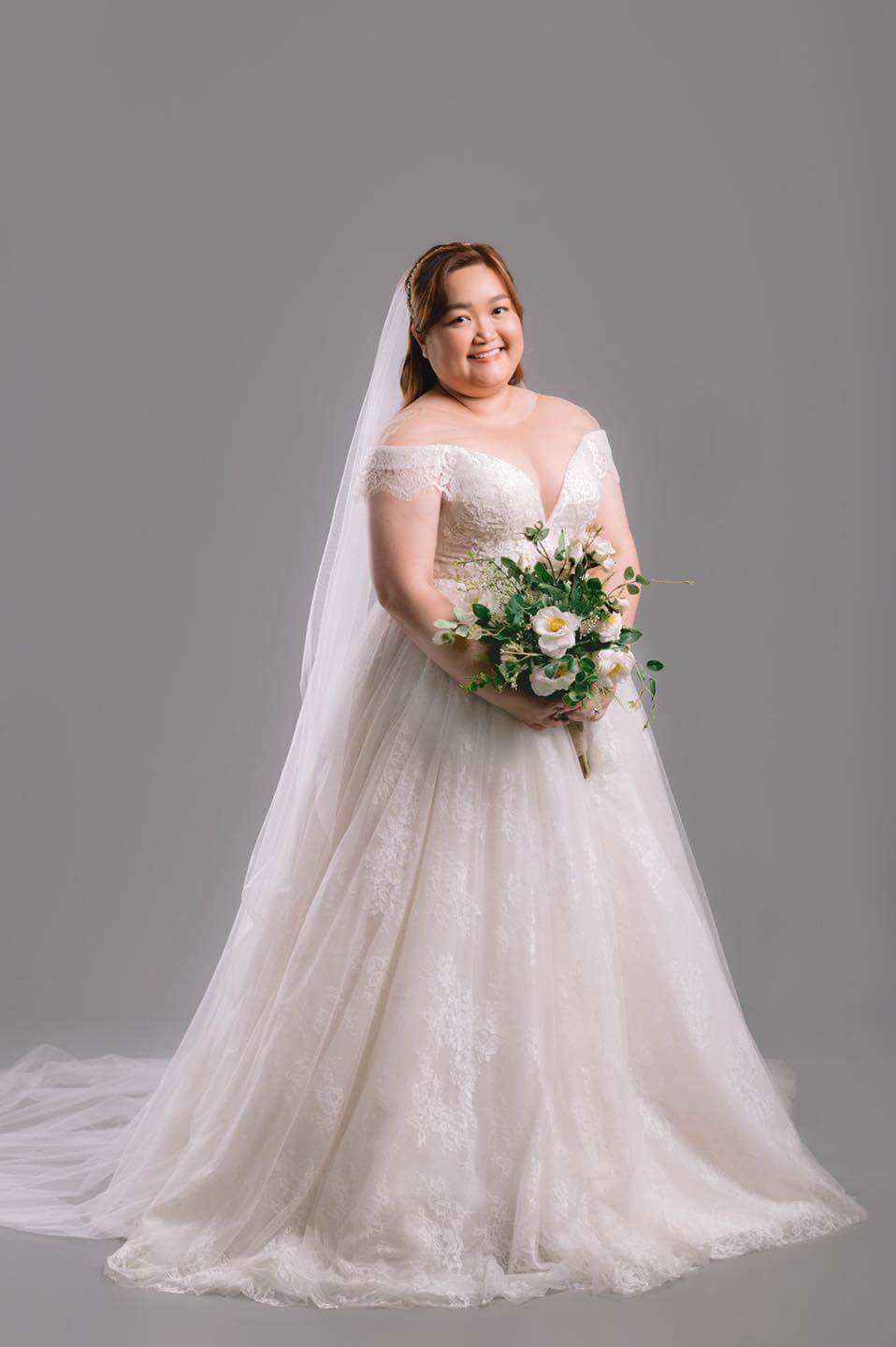 plus-size bridal dress 5