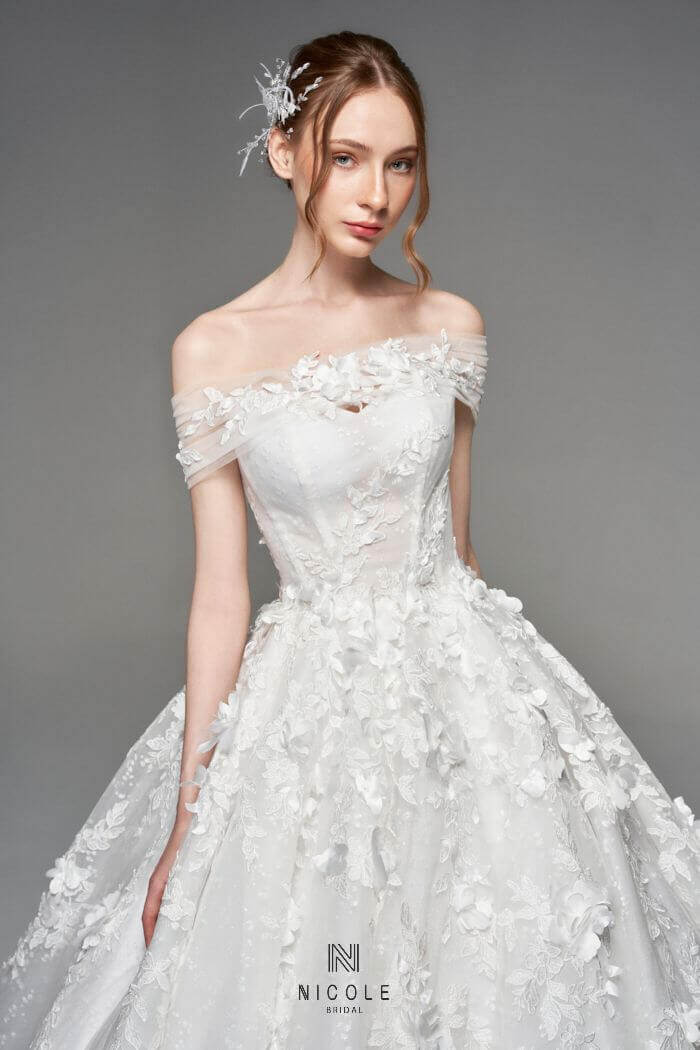 plus-size bridal dress 6