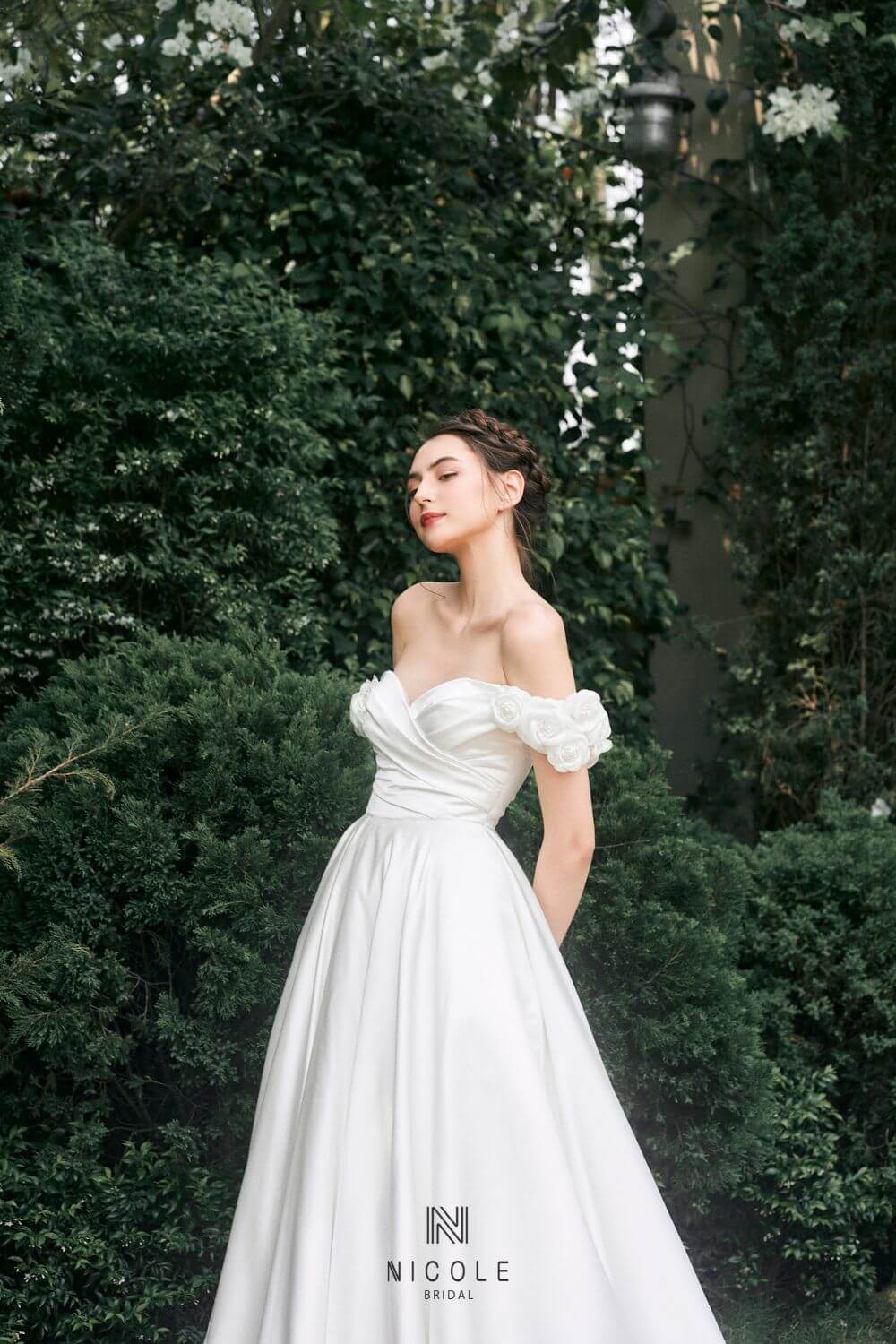 váy cưới mới nhất hình 3