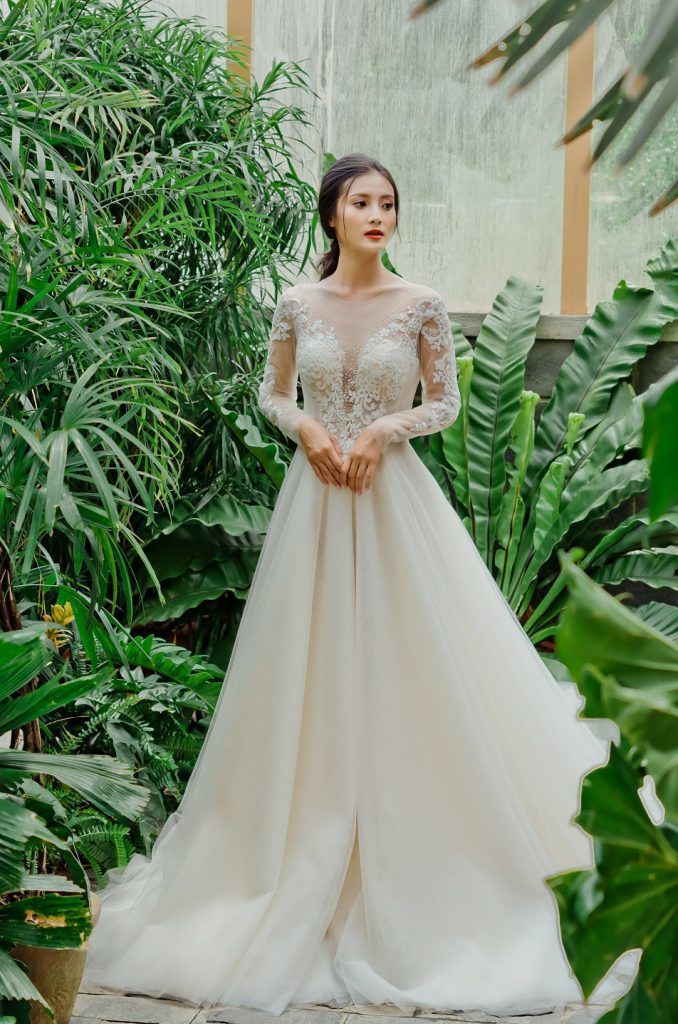 Váy cưới cho cô dâu bắp tay to, vai rộng - FELY WEEDING