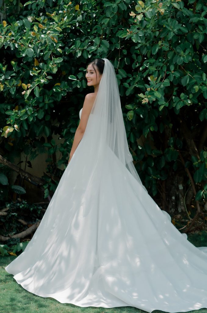 váy cưới công chúa
