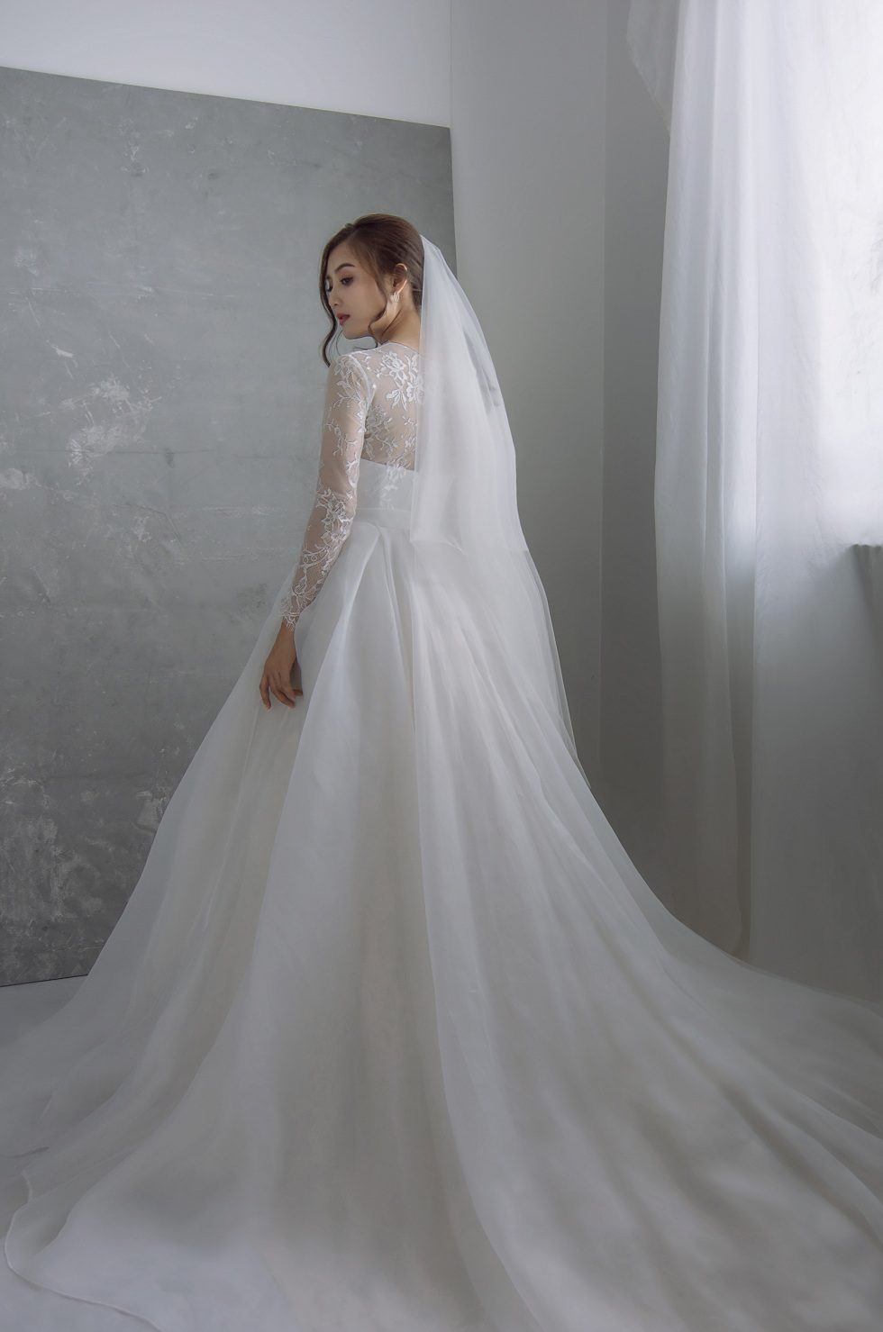 váy cưới đầm cô dâu xoè đẹp thiết kế tay dài kín đáo - Áo cưới |  ThờiTrangNữ.vn