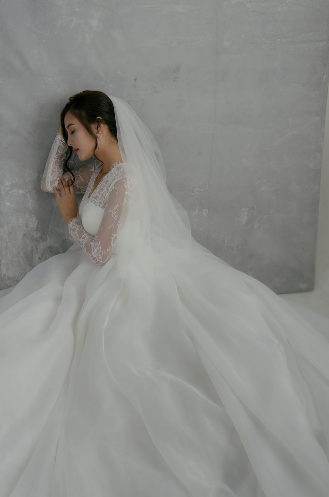 Cận cảnh váy cưới đẹp đến nín thở biến công chúa béo Quỳnh Anh thành cô dâu  cổ tích  2sao
