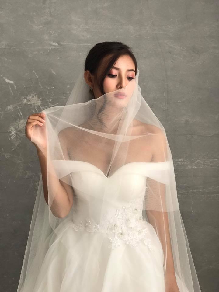 wedding dresses for chubby arms
