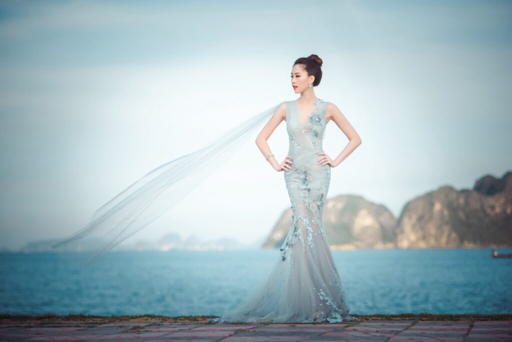 Top 5 mẫu váy cưới màu xanh đẹp nhất dành cho cô dâu | Thoitrangviet247