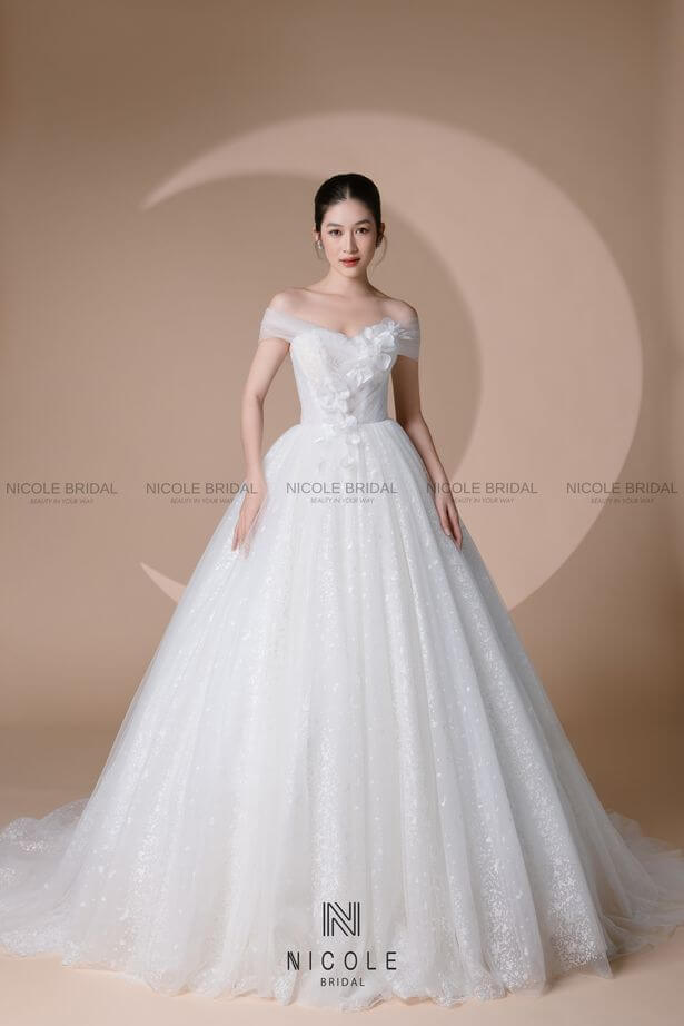 xu-huong-thoi-trang-ao-cuoi-5