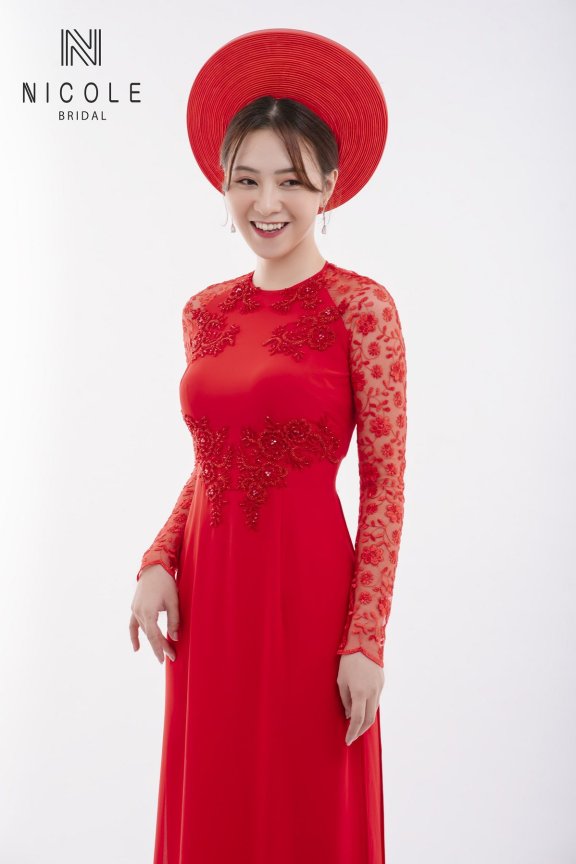 Wedding Ao Dai Red color code DDOF78