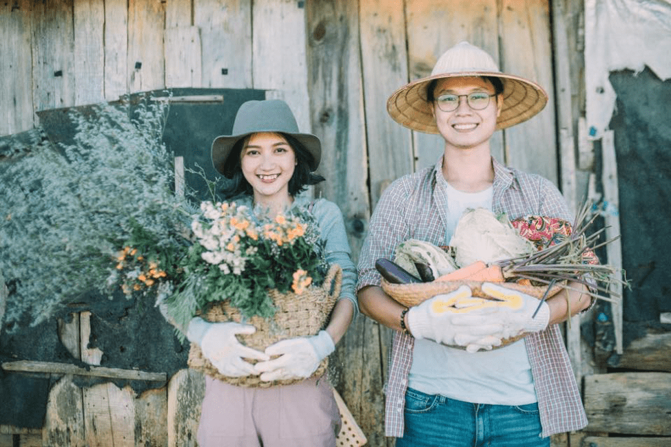 chụp ảnh cưới để cổng đẹp