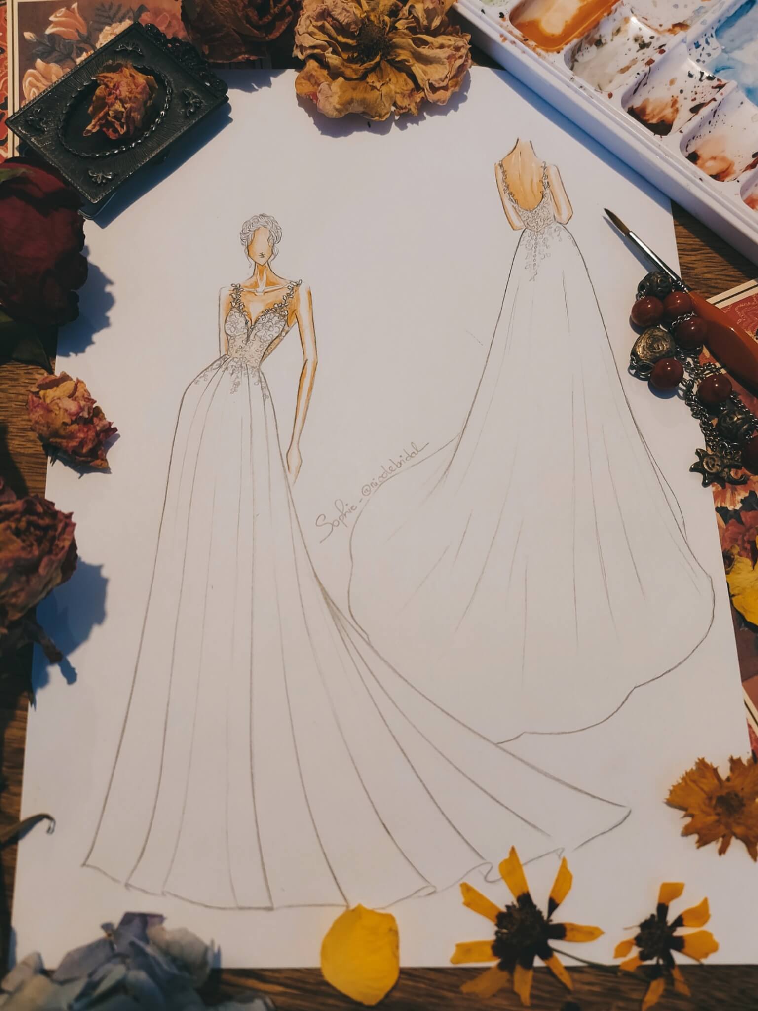 Bản thiết kế váy cưới trên Sketch của vợ trung vệ Bùi Tiến Dũng - Gaun  pengantin Linh Nga | Váy cưới, Thời trang, Cười