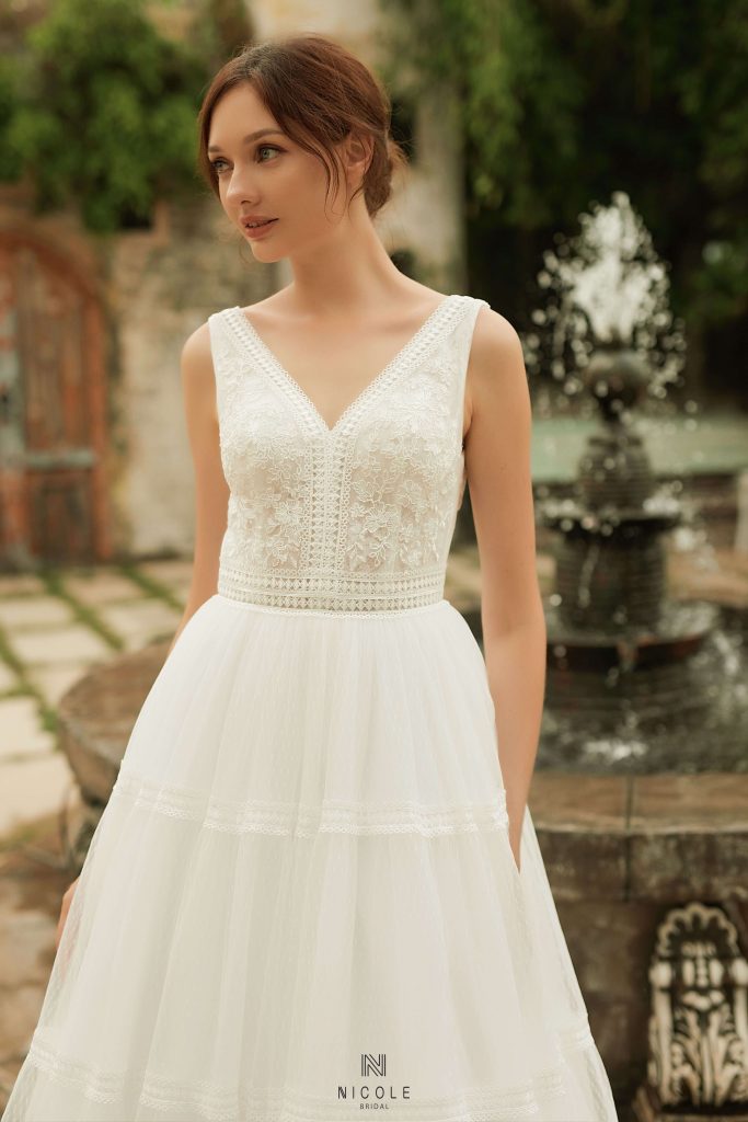 Boho Wedding Dress: Romantic Beauty For The Wedding Party - Nicole Bridal