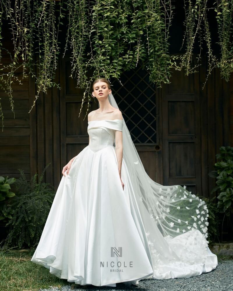 cho thuê váy cưới chụp ảnh cưới hình 1