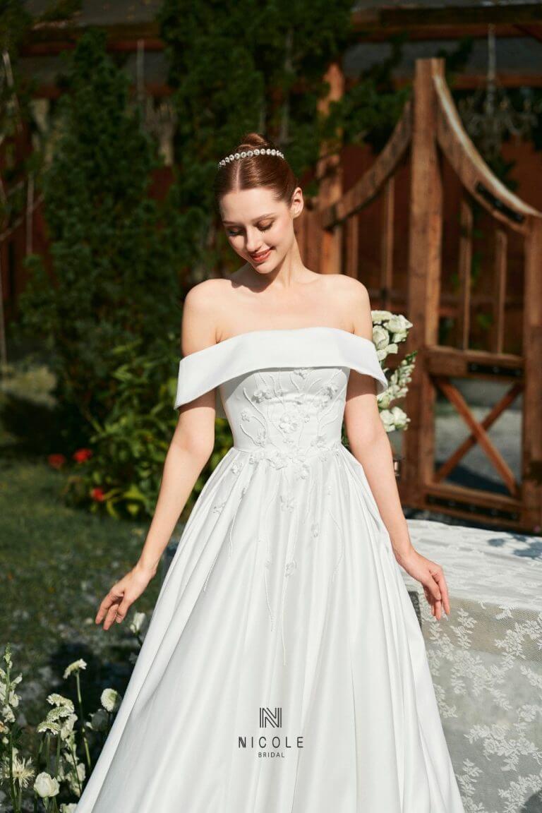 Nicole Bridal - Váy cưới hở vai hình