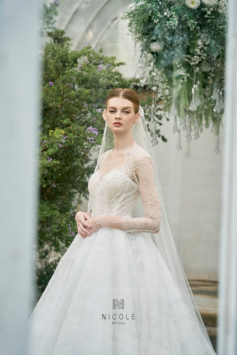 Top mẫu váy cưới 2 dây đẹp đúng điệu cho mùa cưới 2024 - Nicole Bridal