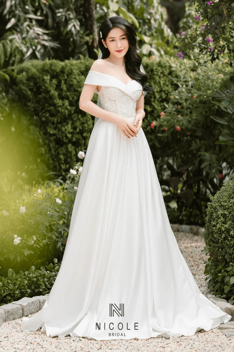 Váy Chữ A Flowy Satin by Cinderella Divine BD105 - Special Occasion –  Ariststyles