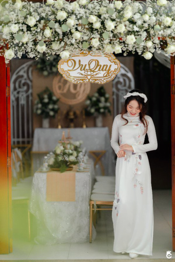 Cách Chọn áo Dài Cưới Cho Cô Dâu Bầu Che Bụng Nicole Bridal 