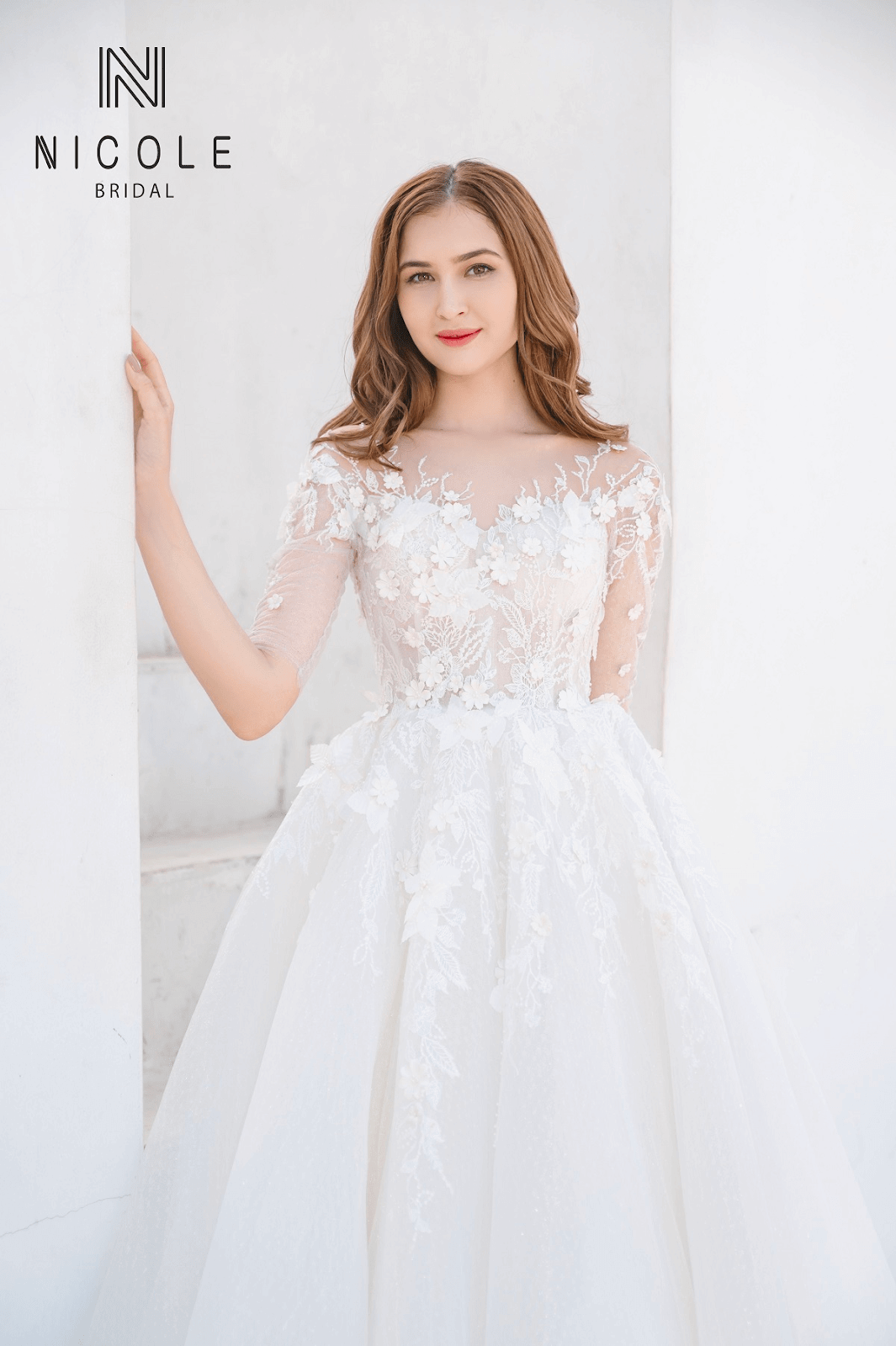 7 Váy cưới hoa 3D đẹp như mộng hút mọi ánh nhìn cho mùa cưới 2023   Nicole Bridal