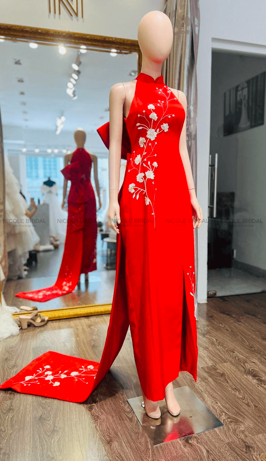 ao-dai-cuoi-theu-4