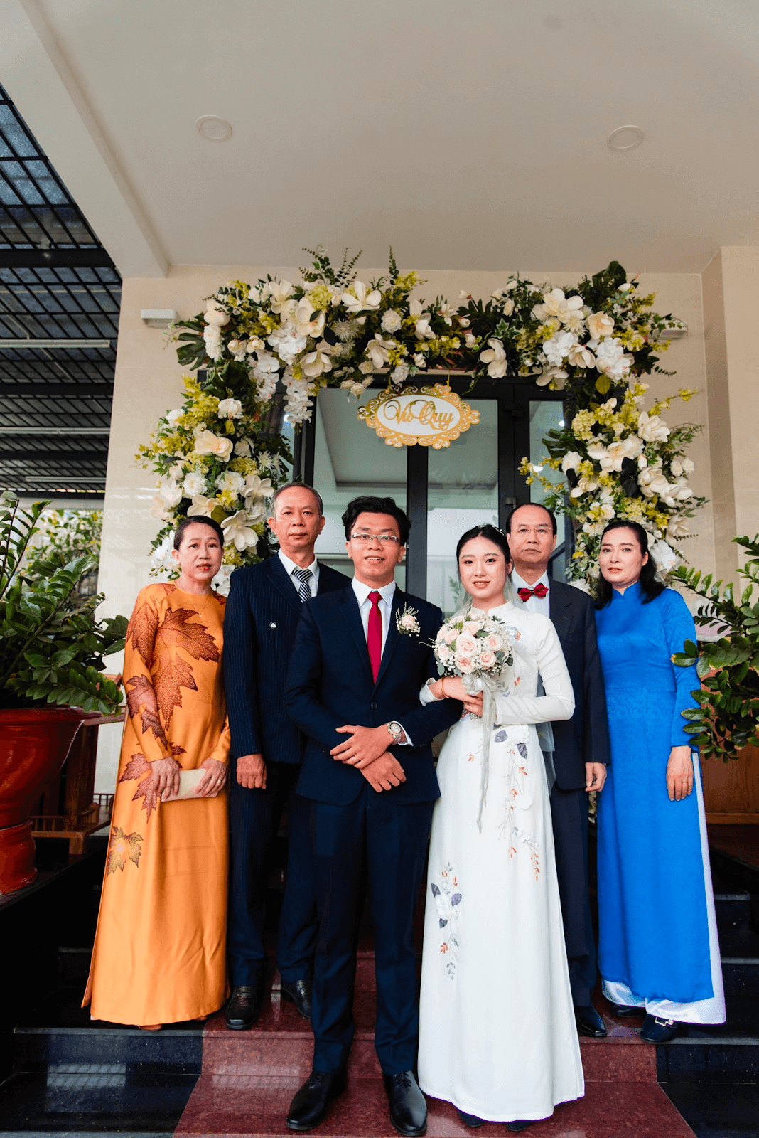ao-dai-cuoi-theu-8