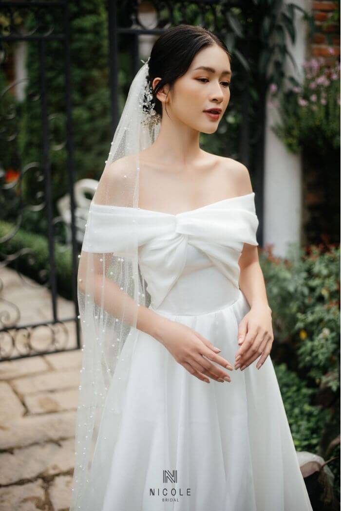 11 Mẫu váy cưới Hàn Quốc đơn giản khiến nàng dâu mê mệt