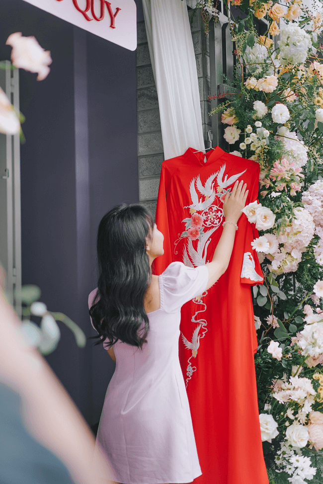 https://nicolebridal.vn/wp-content/uploads/2023/06/ao-dai-cuoi.png