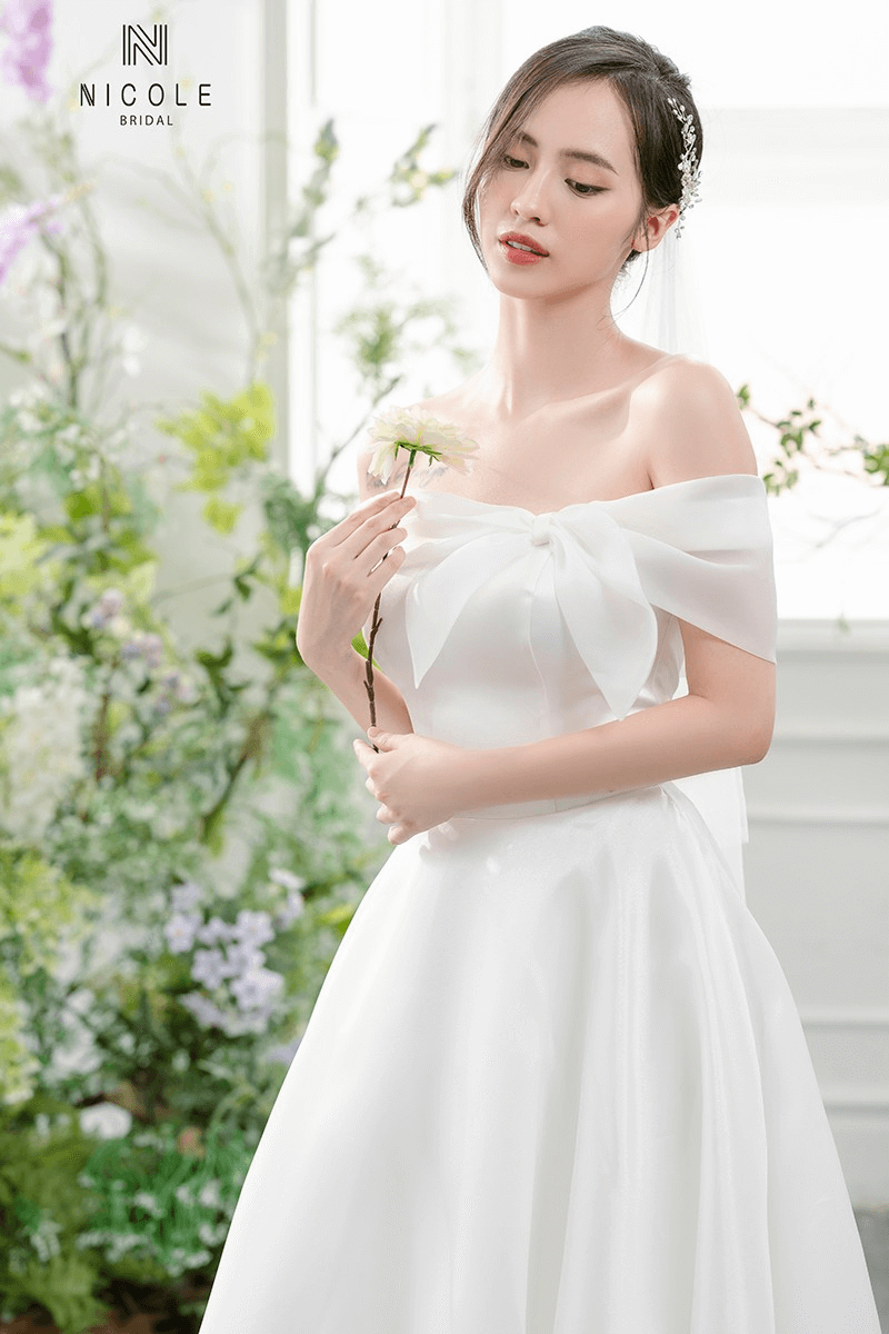 bow wedding dress - picture 10
