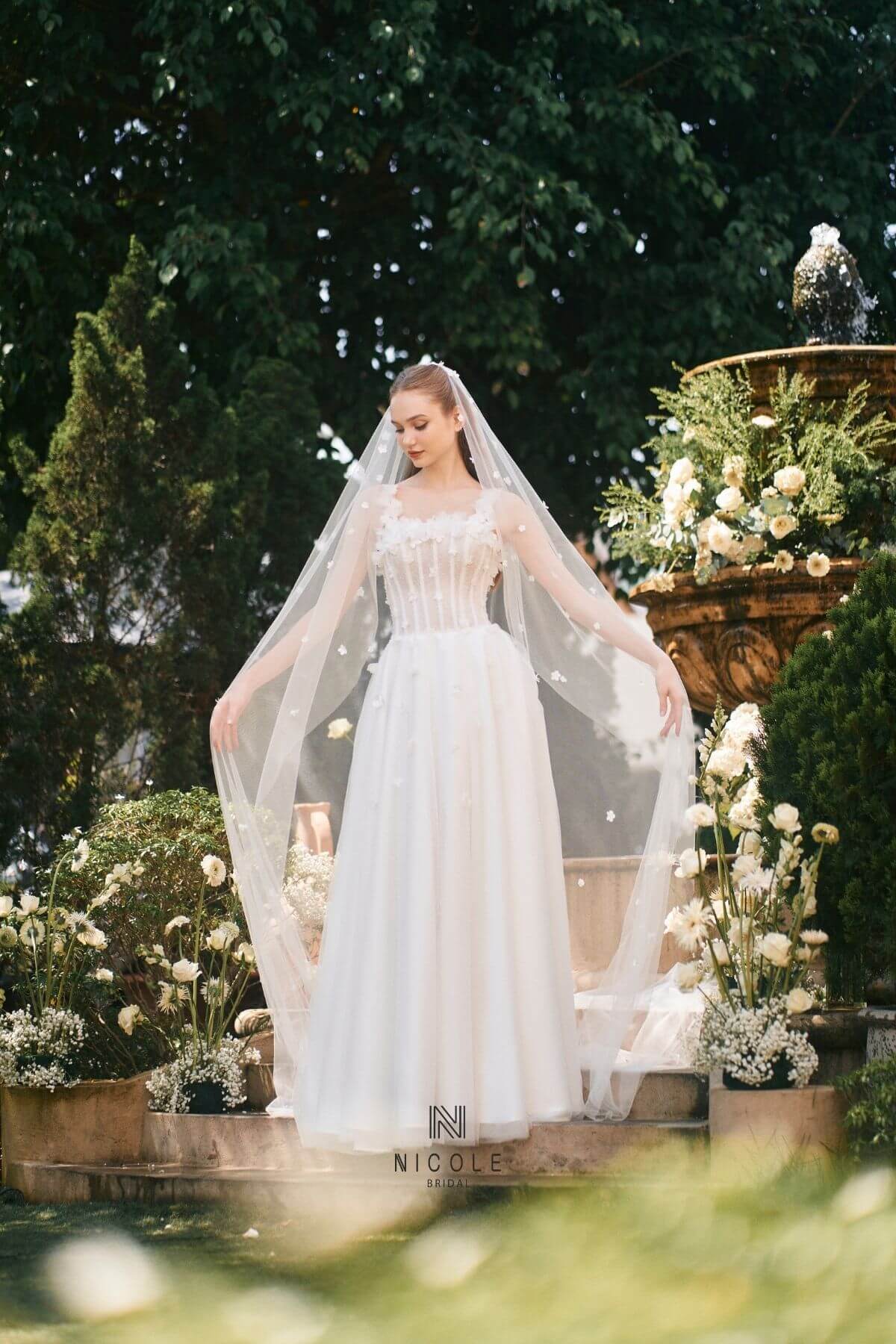 Thuê váy cưới Nicole Bridal - Hình 5