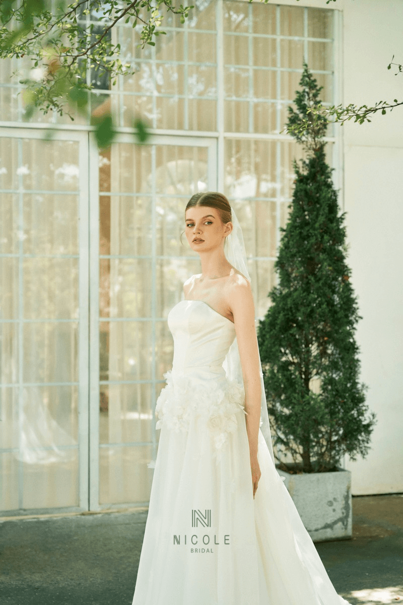 ready to wear wedding dress 8