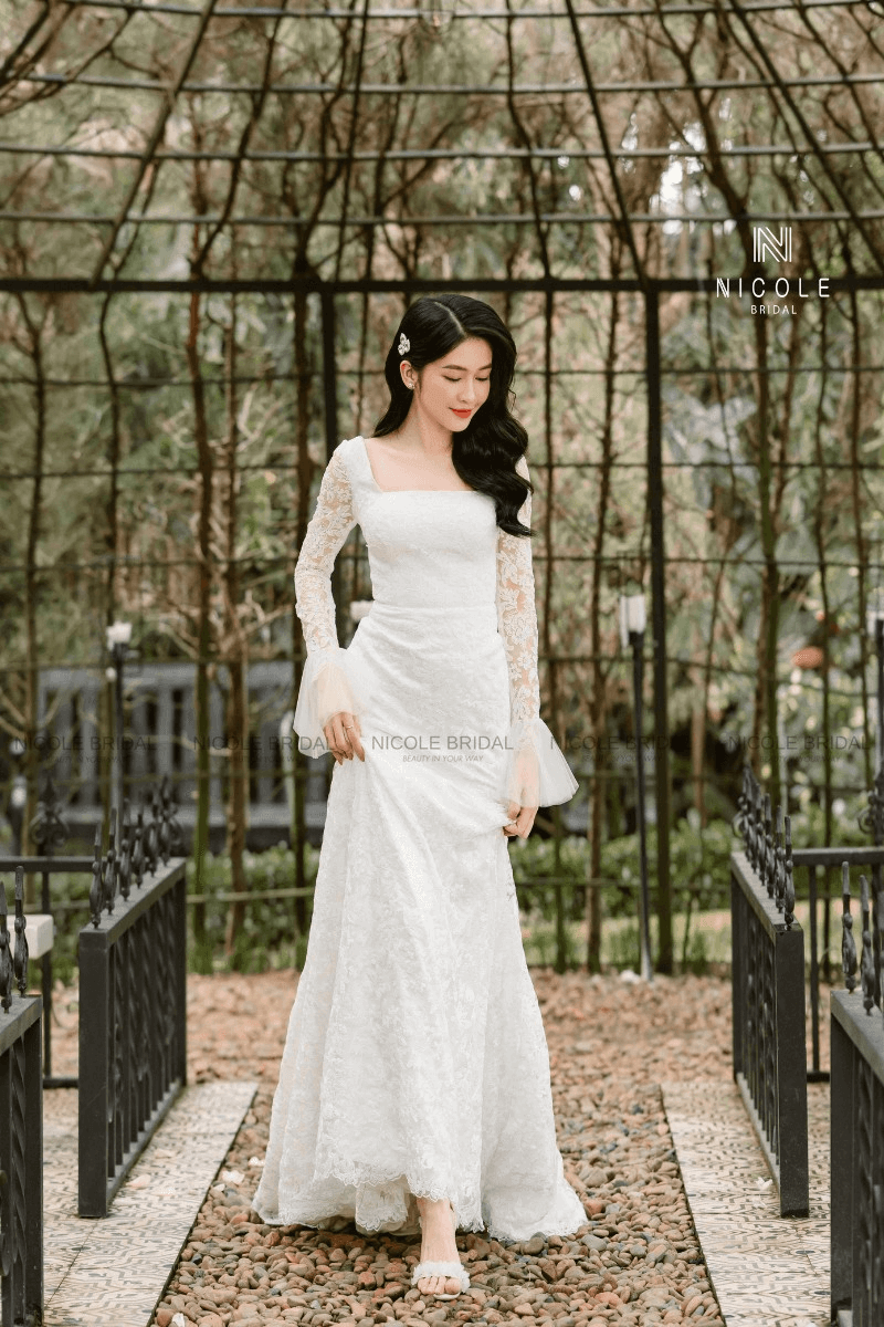 Váy cưới tay ren - Hình 7