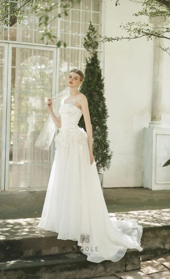 Demi's Wedding Dress 