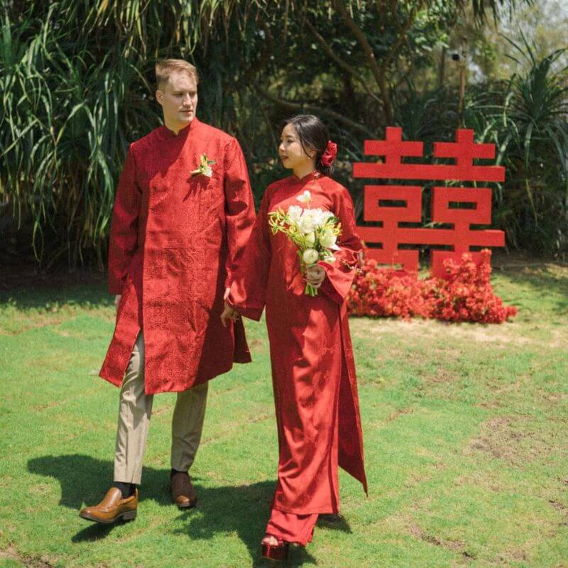 Vietnamese Traditional Wedding For The Foreigners