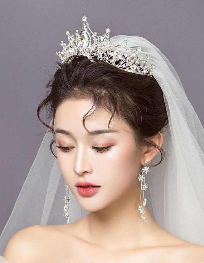 tóc đội vương miện