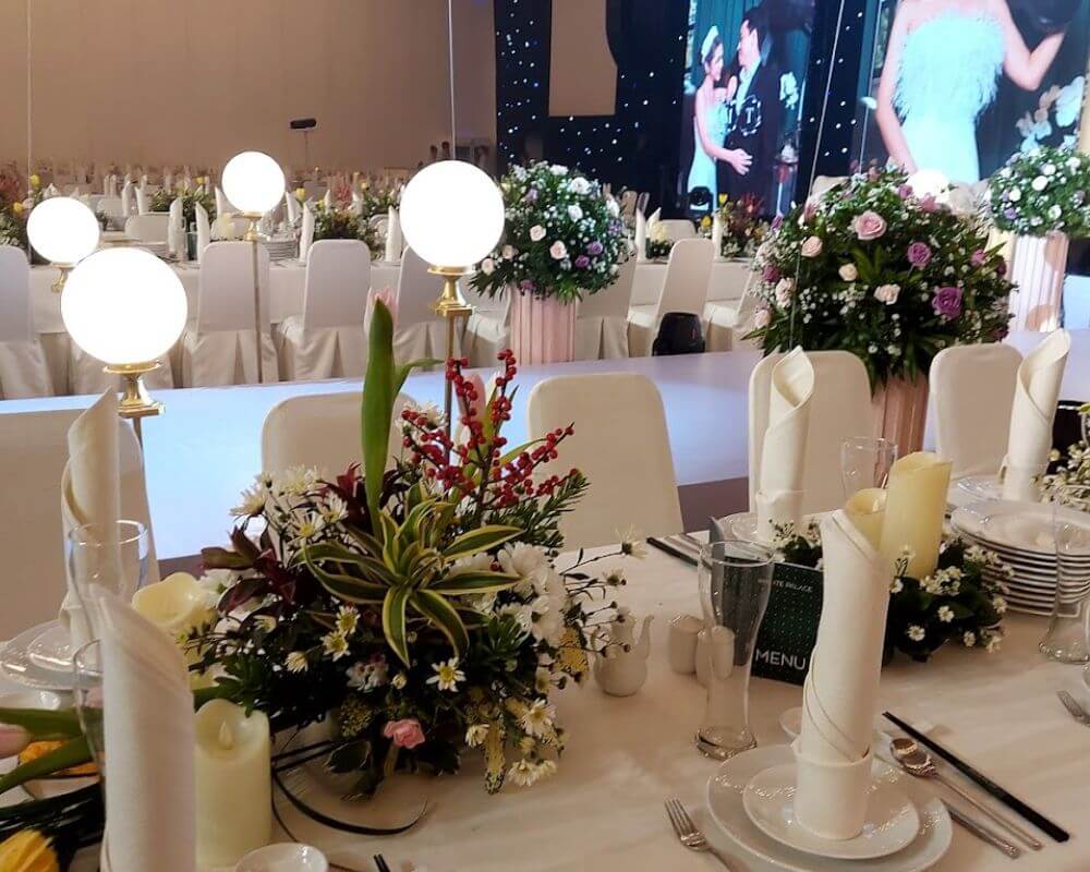 Trung tâm tiệc cưới White Palace
