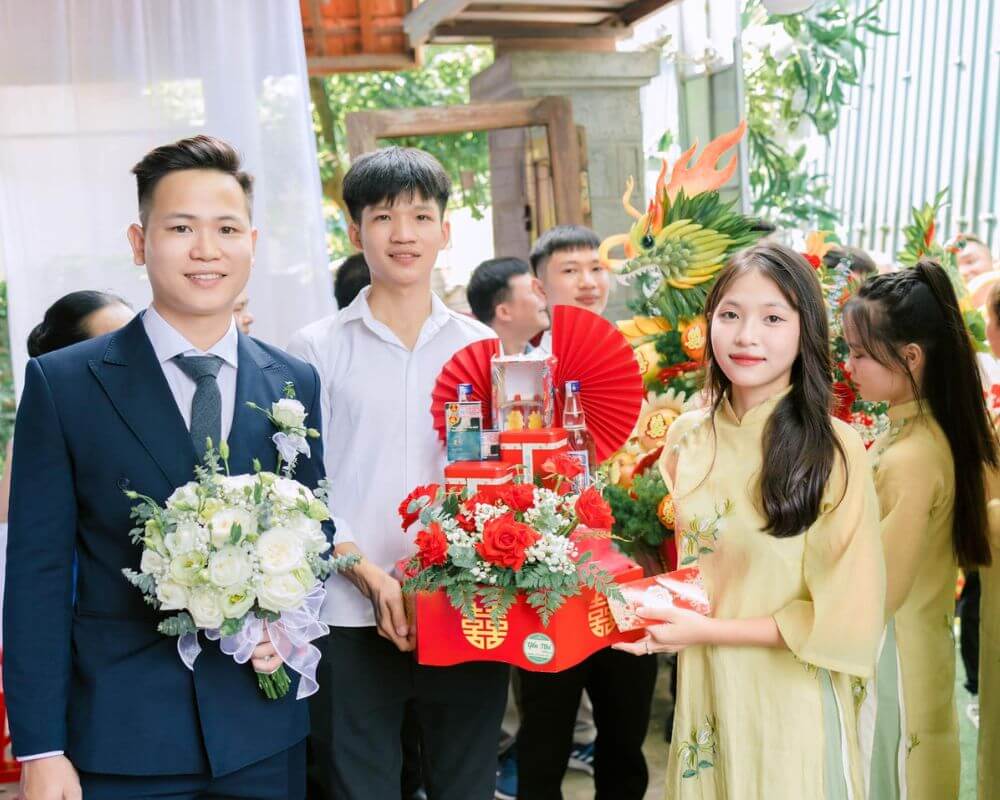 Chú rể trông bảnh bao trong ngày lễ vu quy