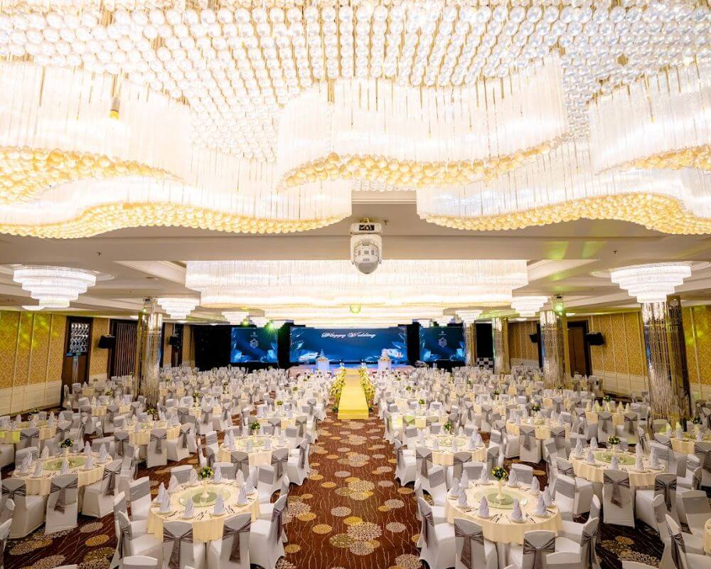 rung tâm hội nghi tiệc cưới Luxury Palace - Wedding & Convention