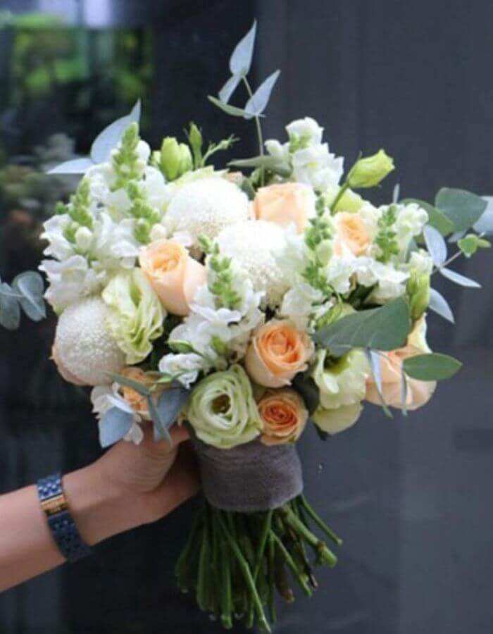 Bó hoa cưới hạnh phúc là em