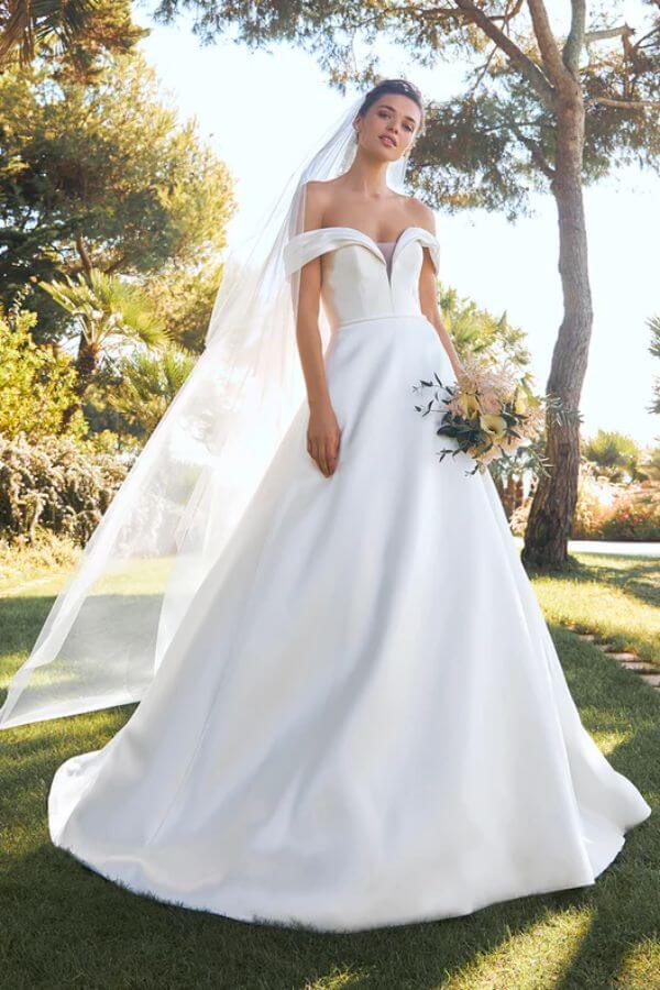 váy cưới của Marchesa