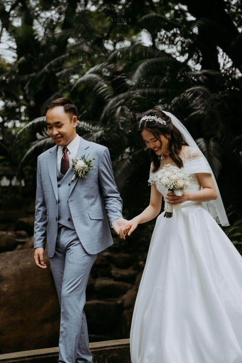 Váy cưới may đo cho nàng Hà Nội